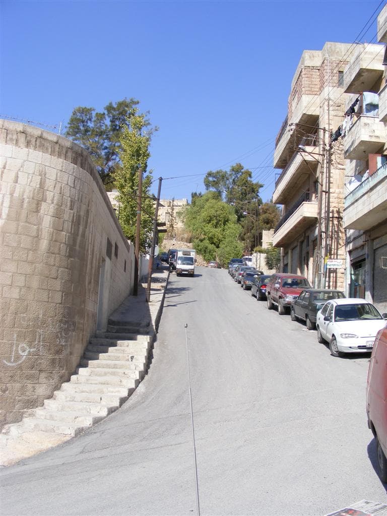 Luweibdeh street detail